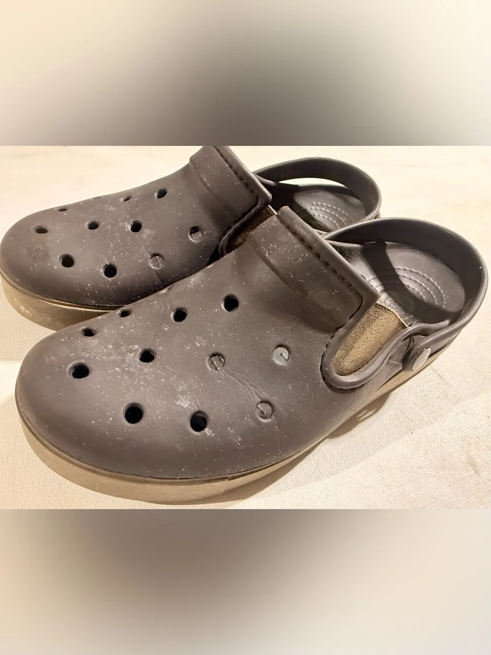 CROCS Light Gray Slip-Resistant Foam Clog Sole